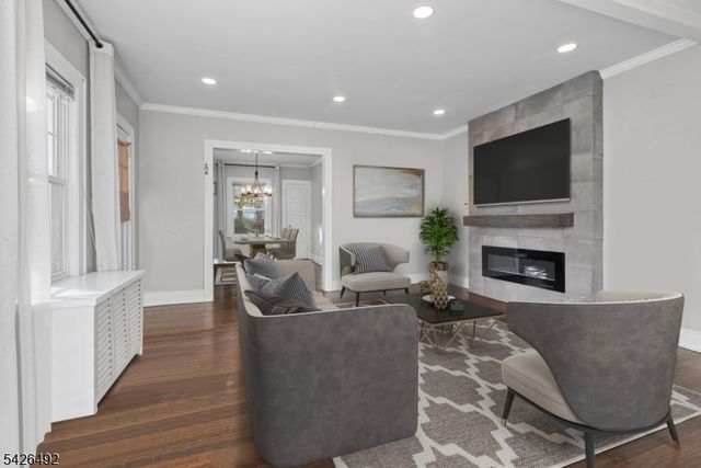 59 W Passaic St, Maywood Boro, NJ 07607