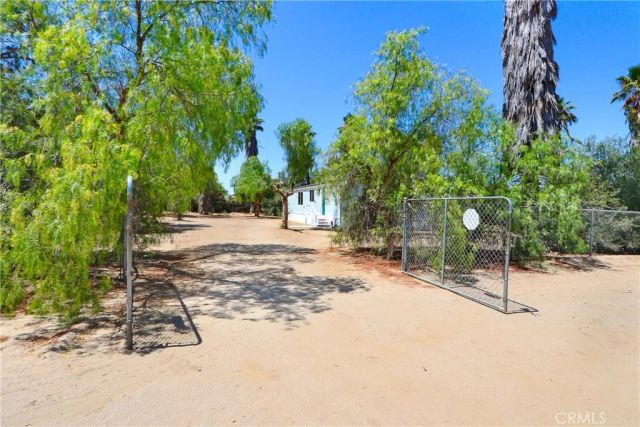 28247 Reservoir, Nuevo, CA 92567