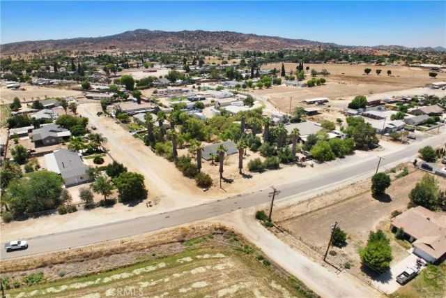 28247 Reservoir, Nuevo, CA 92567