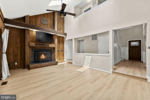21291 SMOKEHOUSE CT, Ashburn, VA 20147