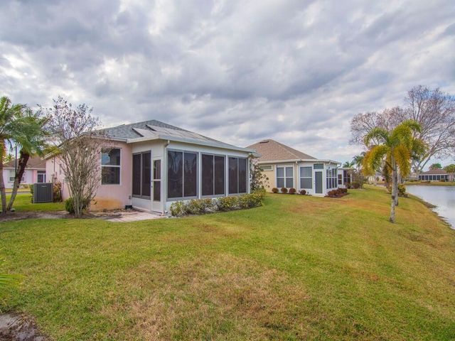 1008 NW Tuscany Drive, Port St. Lucie, FL 34986