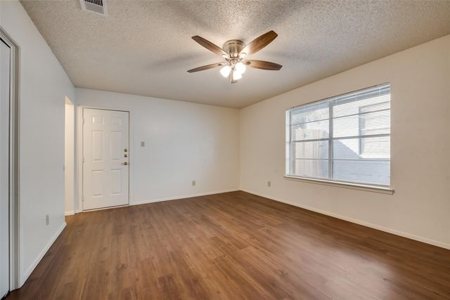 5816 Tinsley Drive, Arlington, TX 76017