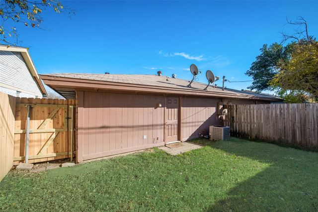 5816 Tinsley Drive, Arlington, TX 76017