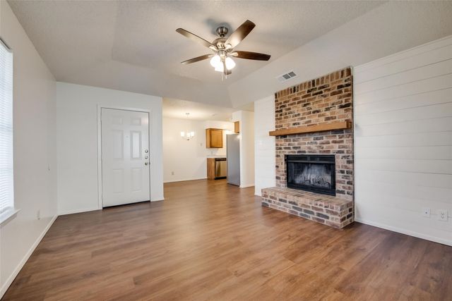 5816 Tinsley Drive, Arlington, TX 76017