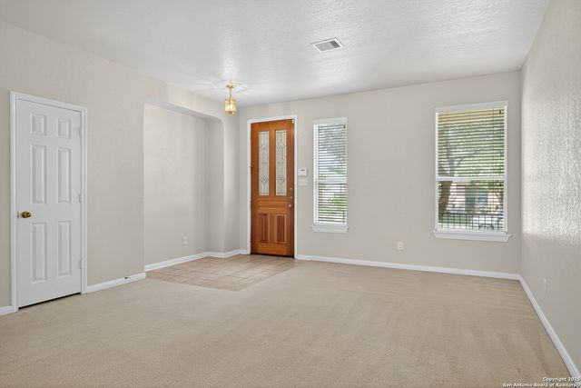 221 Springtree Cove, Cibolo, TX 78108