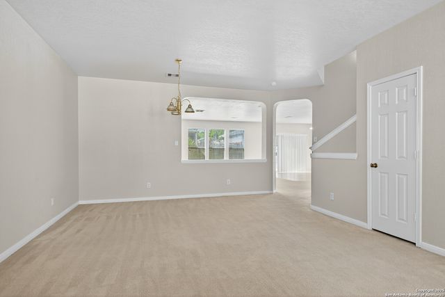 221 Springtree Cove, Cibolo, TX 78108