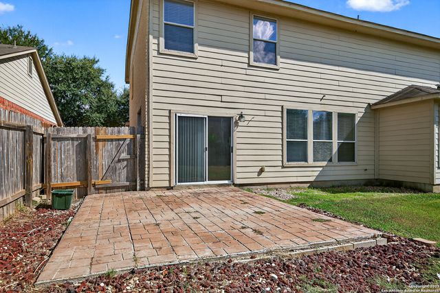 221 Springtree Cove, Cibolo, TX 78108