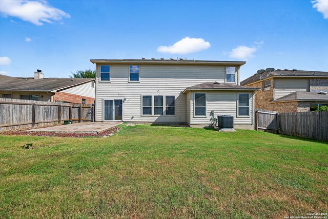 221 Springtree Cove, Cibolo, TX 78108