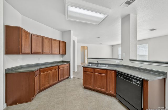221 Springtree Cove, Cibolo, TX 78108