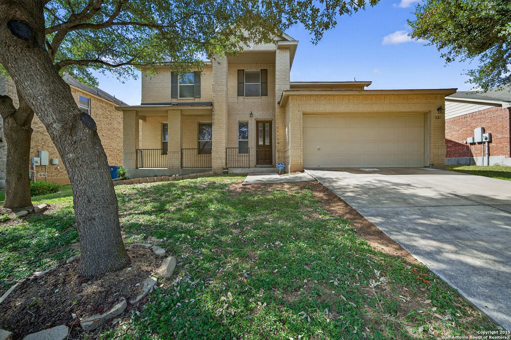 221 Springtree Cove, Cibolo, TX 78108