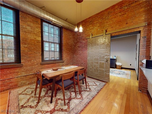 1260 W 4th Street 402, Cleveland, OH 44113