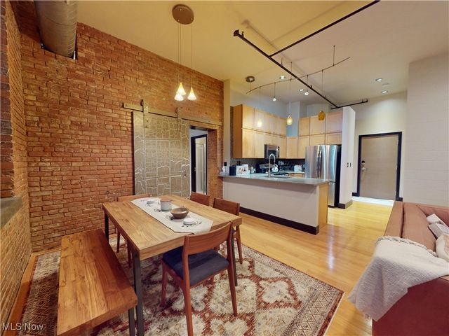 1260 W 4th Street 402, Cleveland, OH 44113