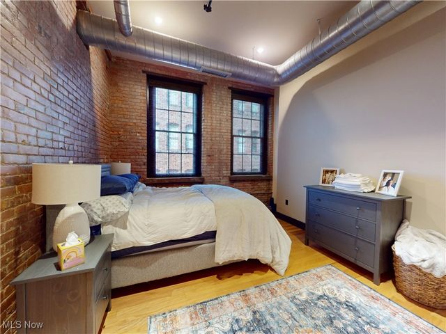 1260 W 4th Street 402, Cleveland, OH 44113