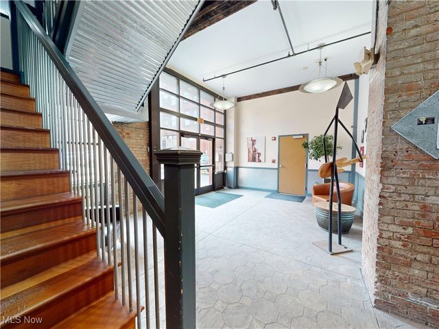 1260 W 4th Street 402, Cleveland, OH 44113