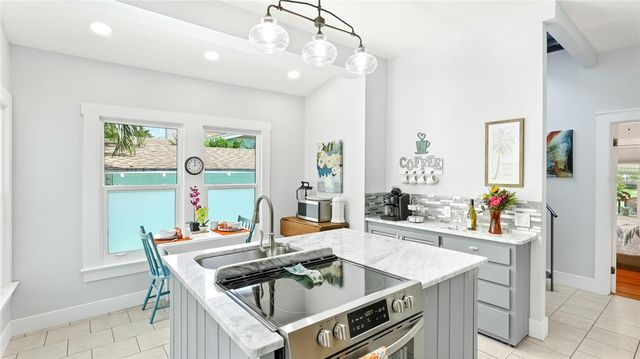 112 16TH STREET W, Bradenton, FL 34205