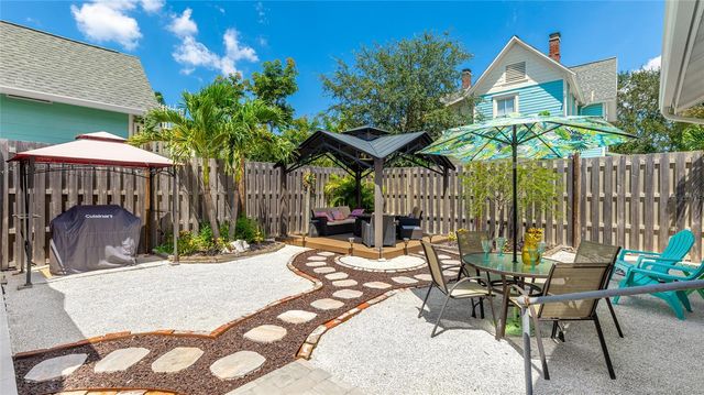 112 16TH STREET W, Bradenton, FL 34205