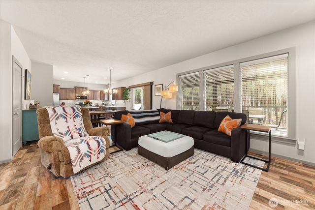 7132 S Pheasant Ridge Dr, Spokane, WA 99224