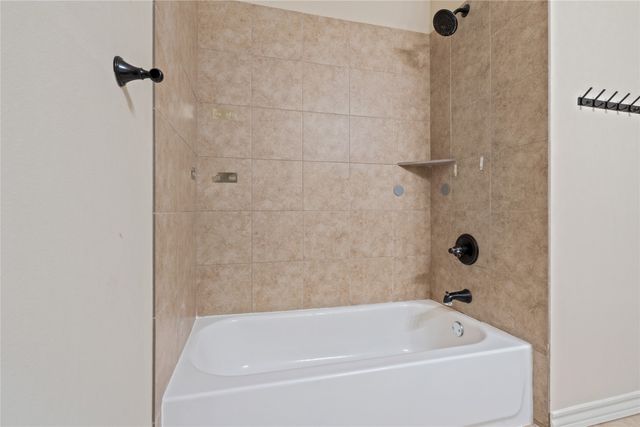 104 Eagle Meadow, Brock, TX 76087