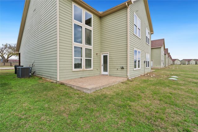 104 Eagle Meadow, Brock, TX 76087