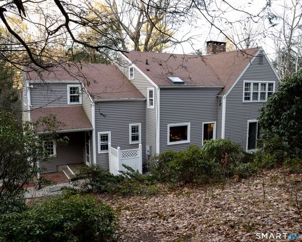 35 Shingle Mill Road, Simsbury, CT 06092