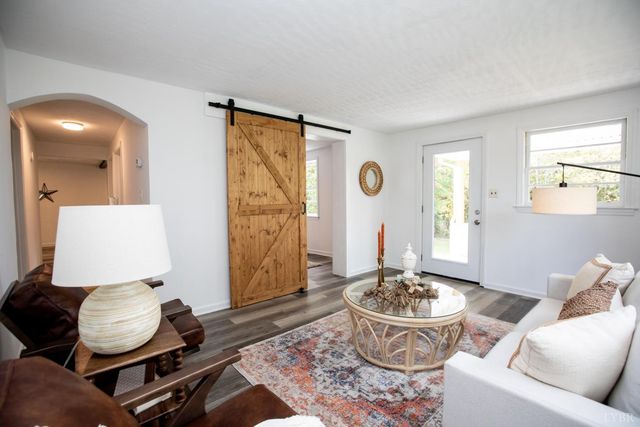 3806 Richmond Highway, Spout Spring, VA 24593