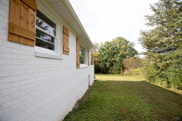 3806 Richmond Highway, Spout Spring, VA 24593