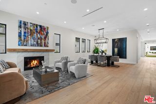 4475 Mammoth Avenue, Sherman Oaks, CA 91423
