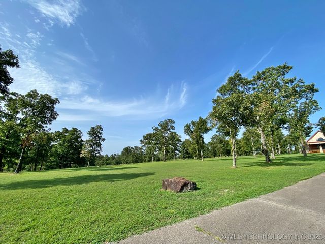 15778 W Forest Road, Park Hill, OK 74451