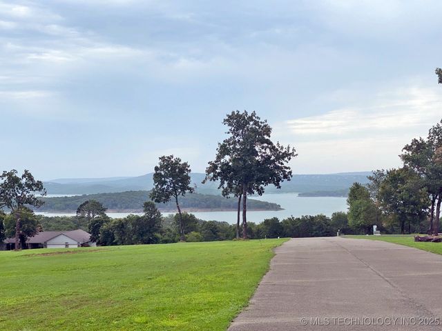 15778 W Forest Road, Park Hill, OK 74451