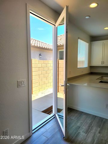 24924 N 167TH Avenue, Surprise, AZ 85387