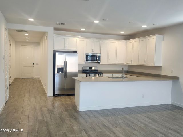 24924 N 167TH Avenue, Surprise, AZ 85387