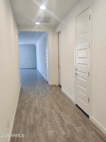 24924 N 167TH Avenue, Surprise, AZ 85387