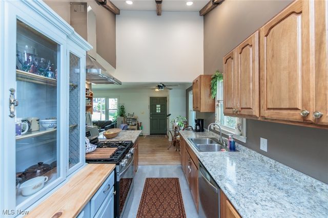 5317 Melody Lane, Willoughby, OH 44094