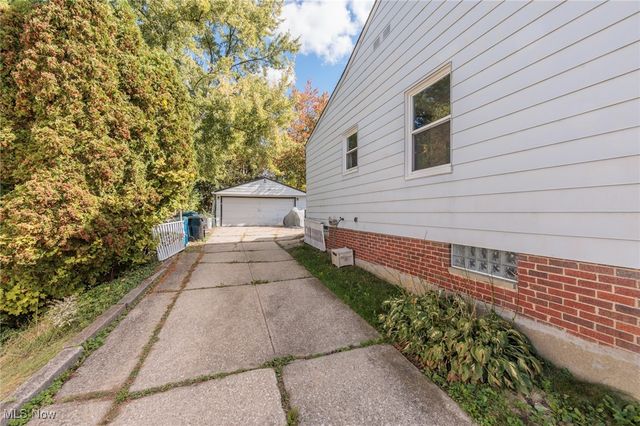 5317 Melody Lane, Willoughby, OH 44094