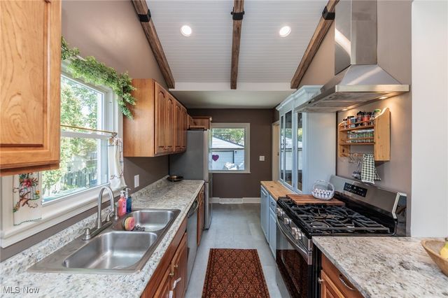 5317 Melody Lane, Willoughby, OH 44094