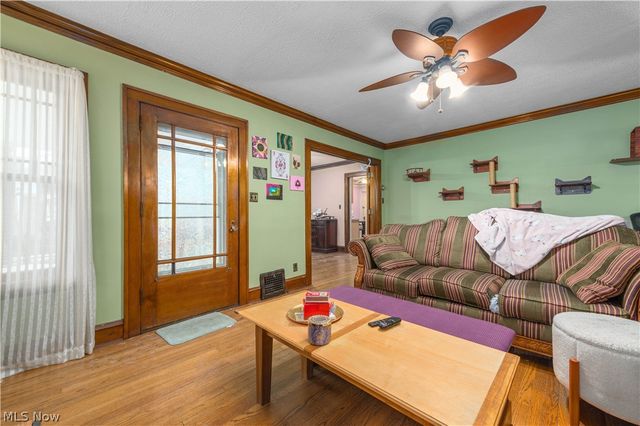 2321 Oak Park Avenue, Cleveland, OH 44109