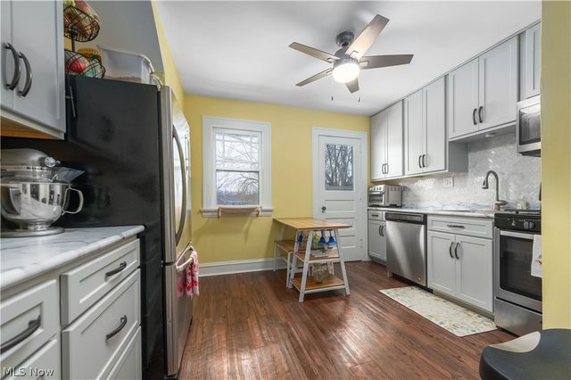 2321 Oak Park Avenue, Cleveland, OH 44109