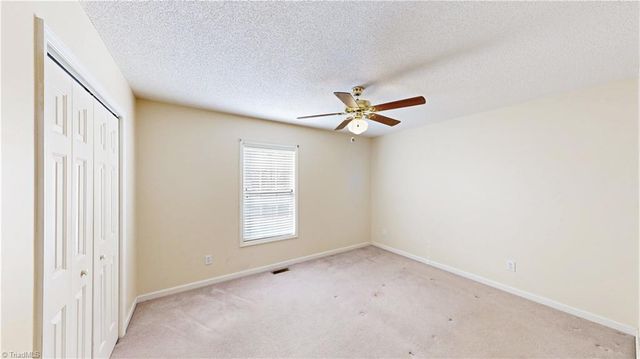 4 BRAXTON Lane, Thomasville, NC 27360