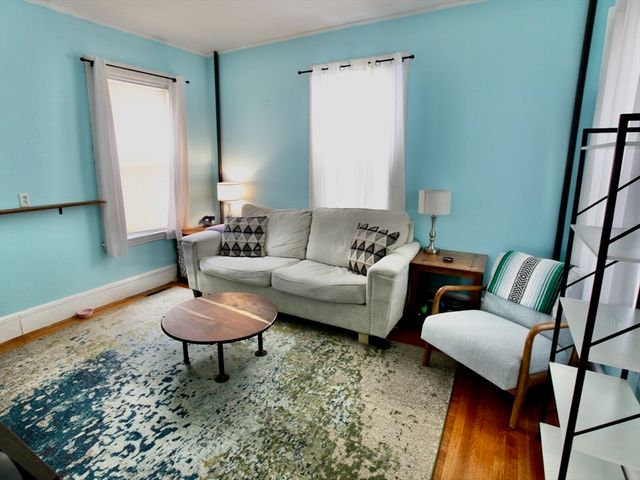 24 Couch St, Taunton, MA 02780