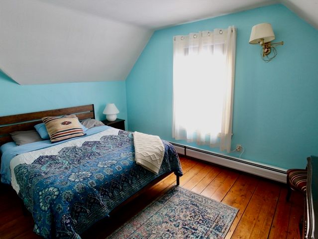 24 Couch St, Taunton, MA 02780