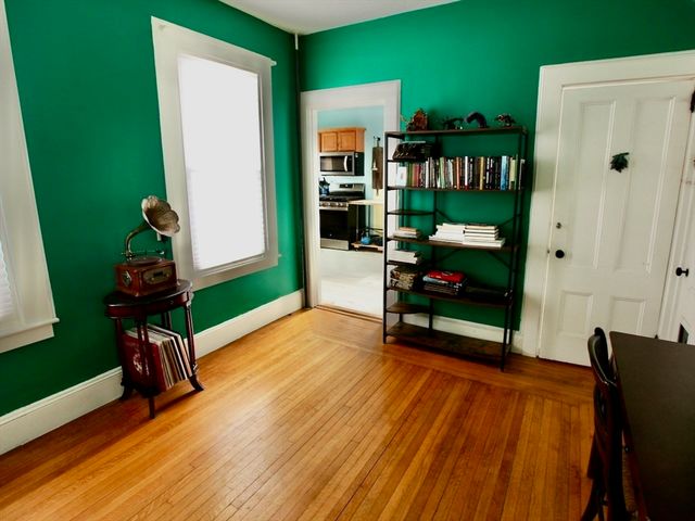 24 Couch St, Taunton, MA 02780