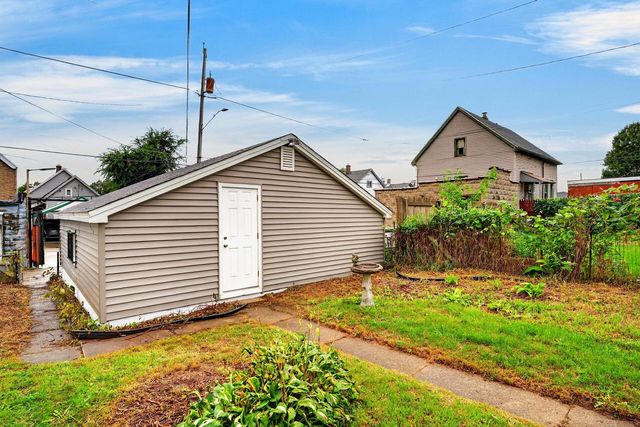 1979 S 10th STREET, Milwaukee, WI 53204