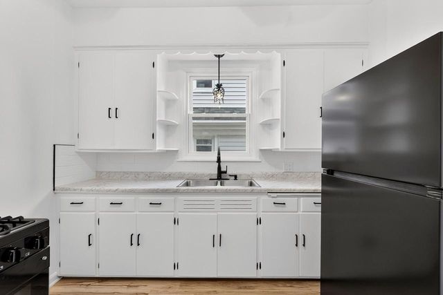1979 S 10th STREET, Milwaukee, WI 53204