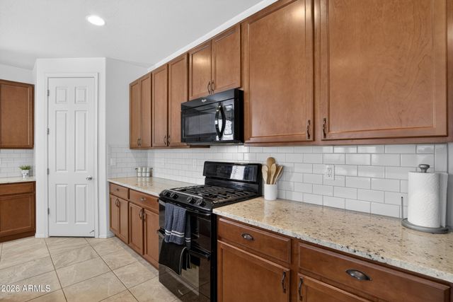 4159 W KIRKLAND Avenue, San Tan Valley, AZ 85144
