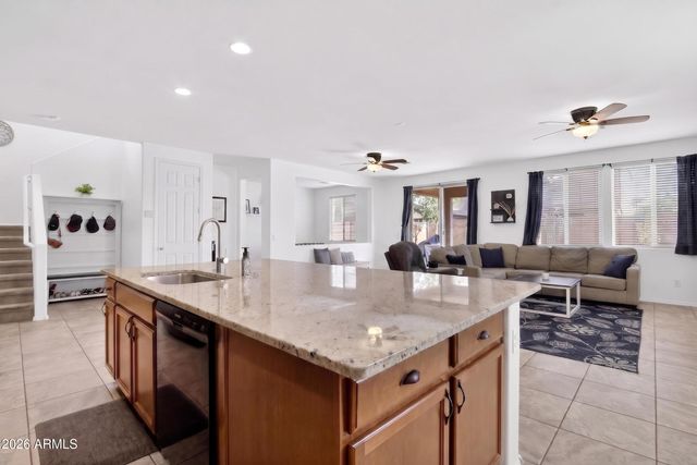 4159 W KIRKLAND Avenue, San Tan Valley, AZ 85144