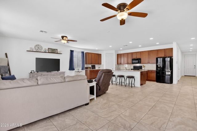4159 W KIRKLAND Avenue, San Tan Valley, AZ 85144