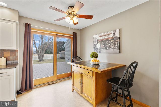 65 FENTON LN, Chesterfield, NJ 08515