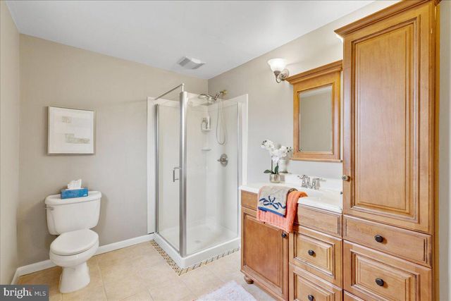 65 FENTON LN, Chesterfield, NJ 08515