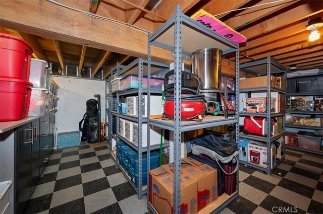 400 Merrimack Drive, Lake Arrowhead, CA 92352