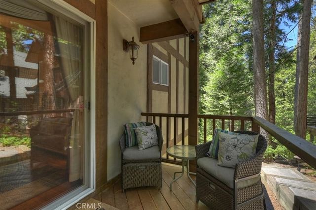 400 Merrimack Drive, Lake Arrowhead, CA 92352